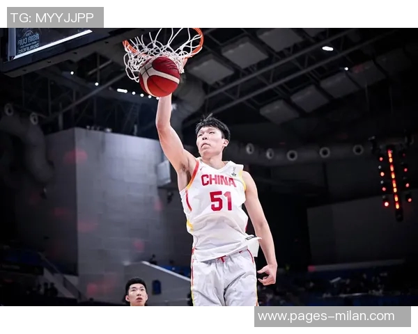 杨瀚森工作室全力以赴每一刻展现对胜利的无限渴望与拼搏精神