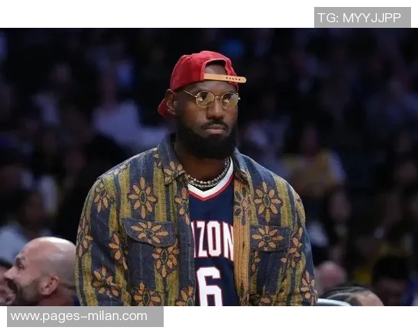 詹姆斯谈即将41岁不必在赛季初强求自己达到最佳状态 詹姆斯谈即将41岁不必在赛季初强求自己达到最佳状态